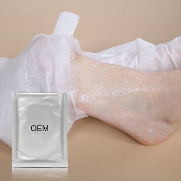 Milky skin care moisturizing foot mask - Picture 10 of 16